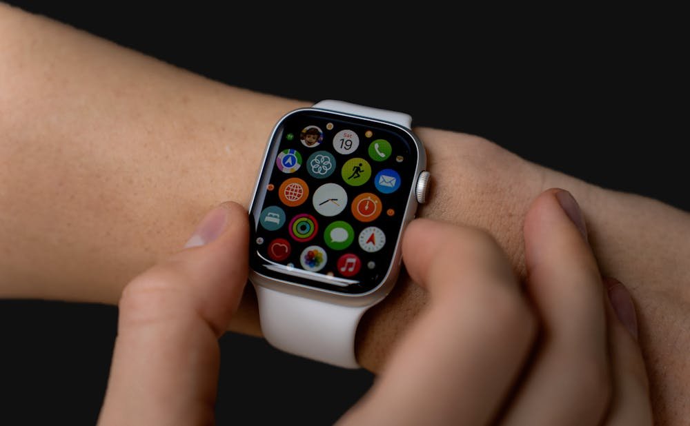 Apple watch repair malta