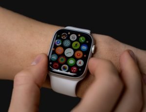 Apple watch repair malta